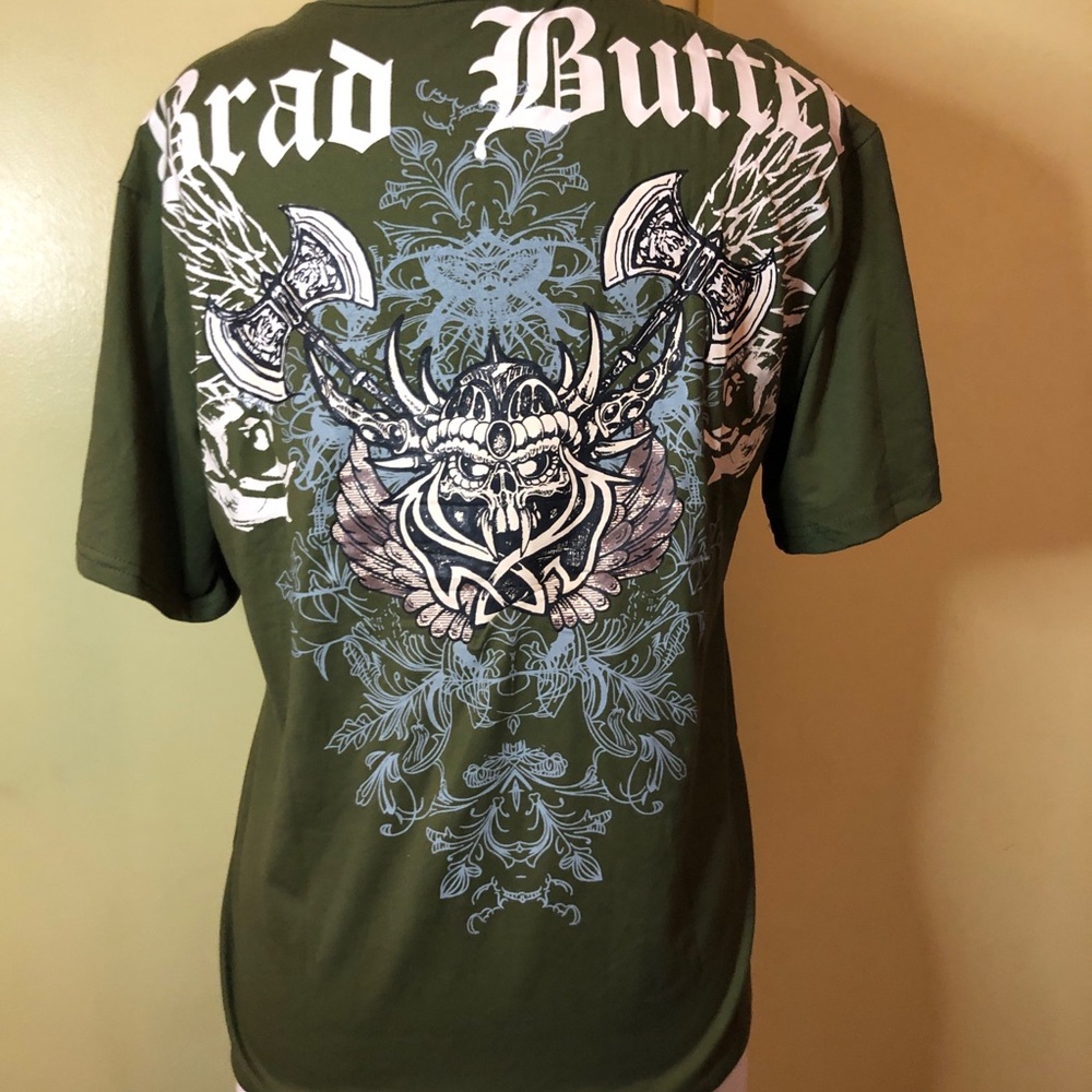 Brad Butter Olive Green Graphic Men's Shirt. Size Small 💐